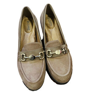 Women's Giani Bernini Taupe Loafers with Silver Hardware Size 8 block heel